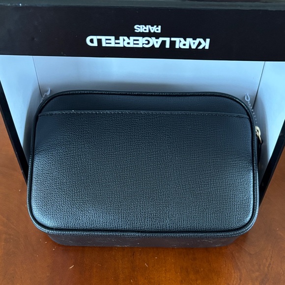 Karl Lagerfeld Black Textured Camera Cross Body Bag with Gold Tone Charms.  NWT - Picture 4 of 14